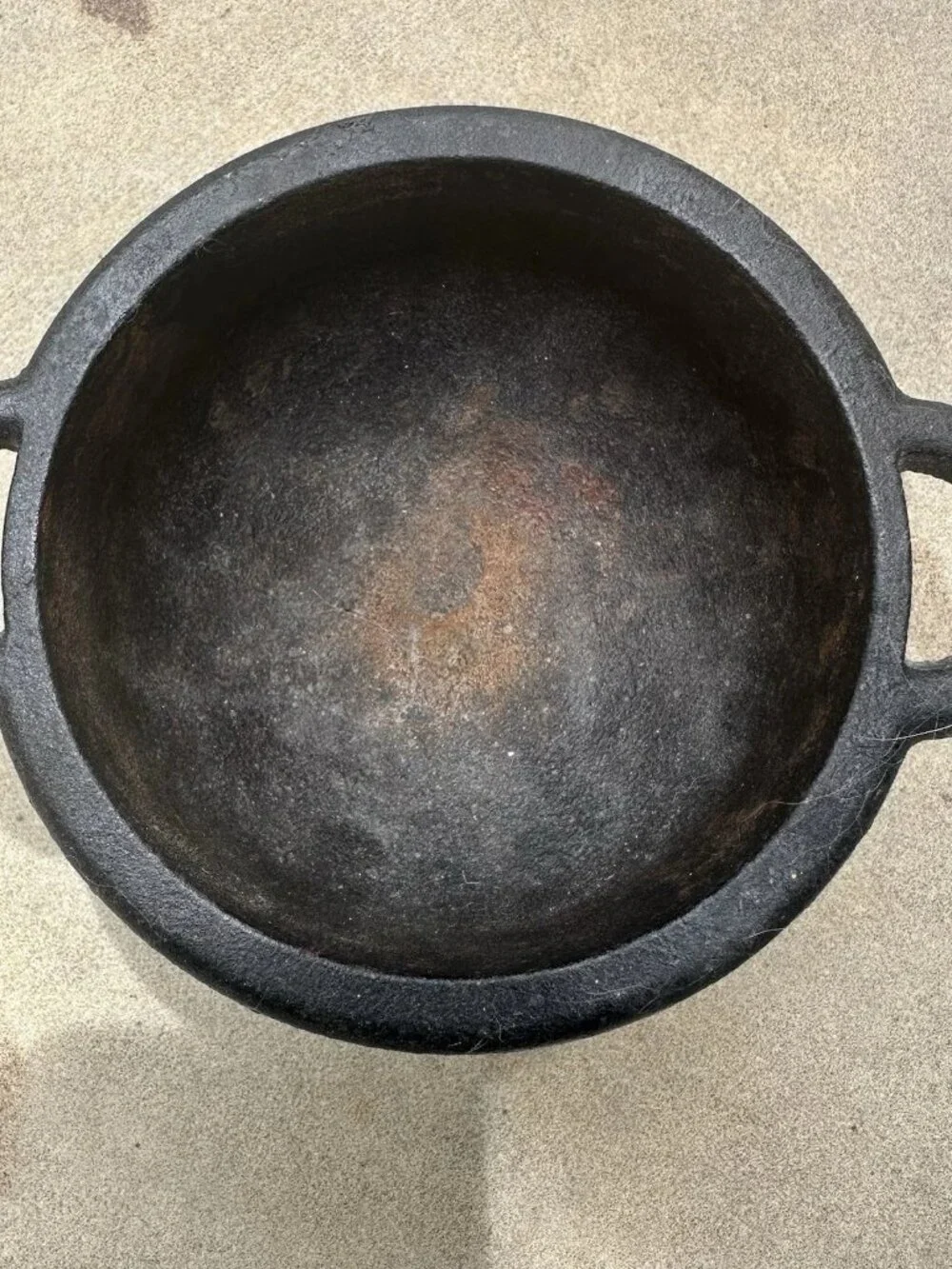 Lodge Set of 2 Cast Iron Melting Pot with Pour Spouts and Melting Cauldron VNTG